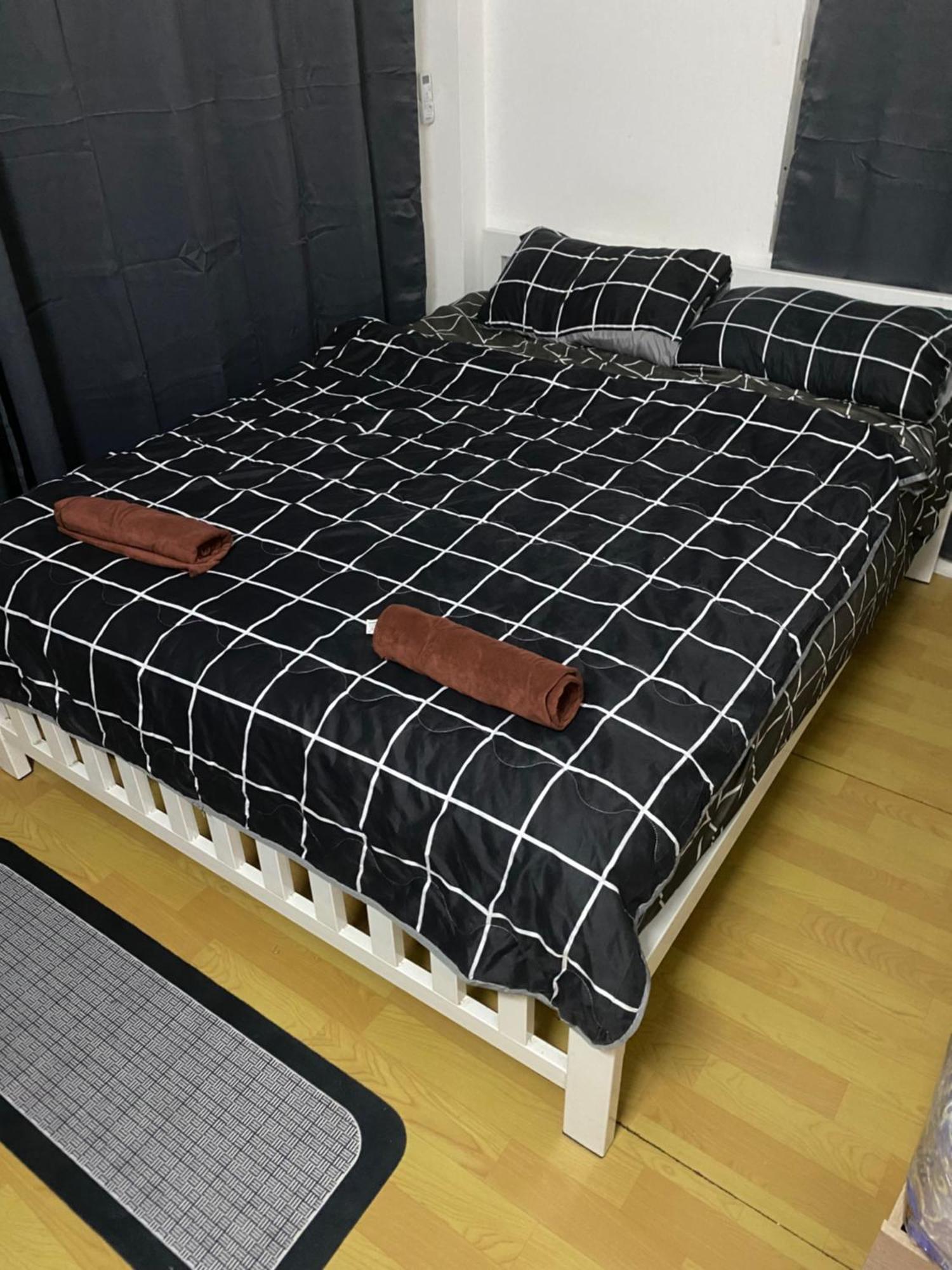 Sleep Break Hostel Sathon Банкок Екстериор снимка