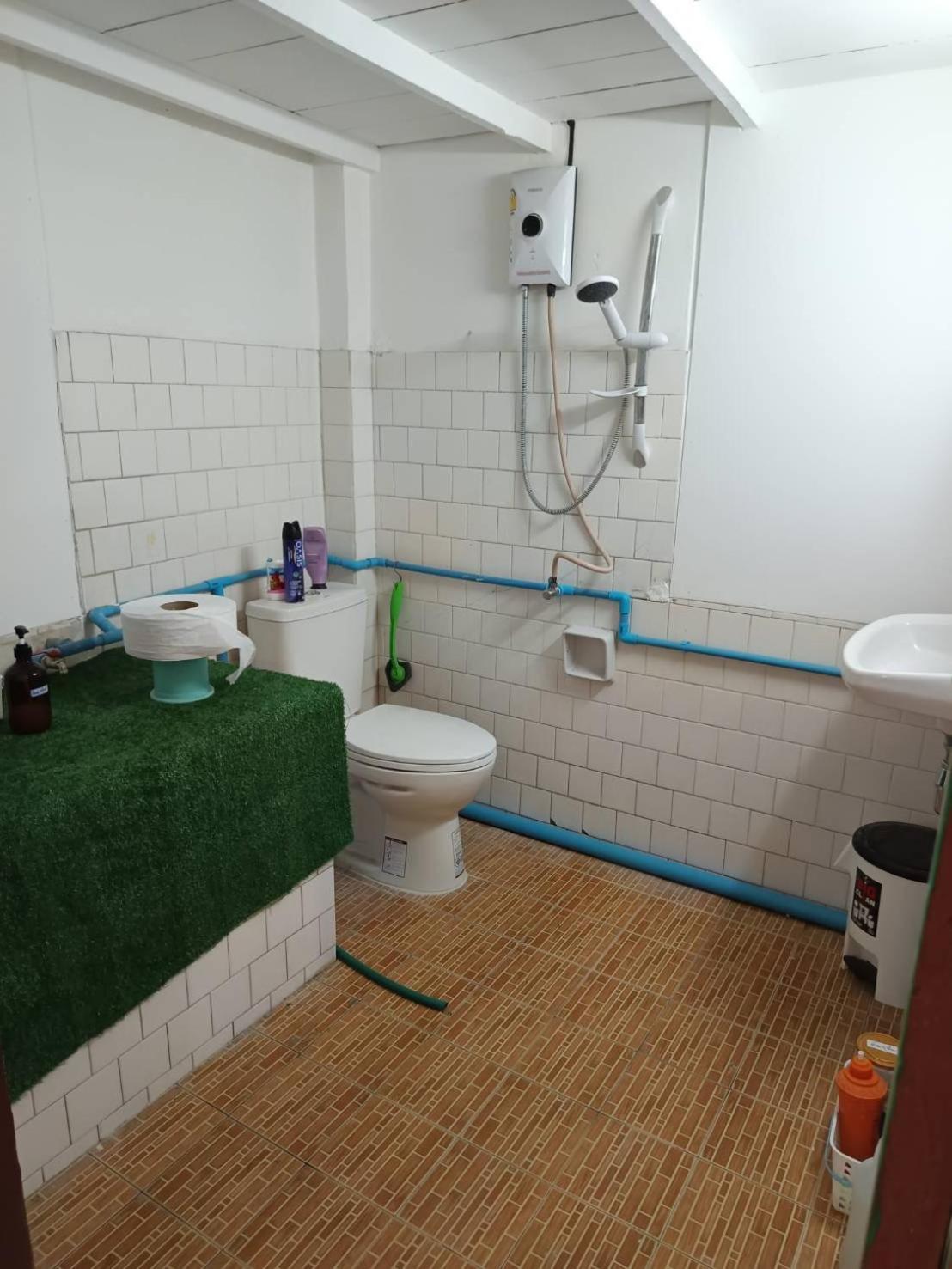 Sleep Break Hostel Sathon Банкок Екстериор снимка