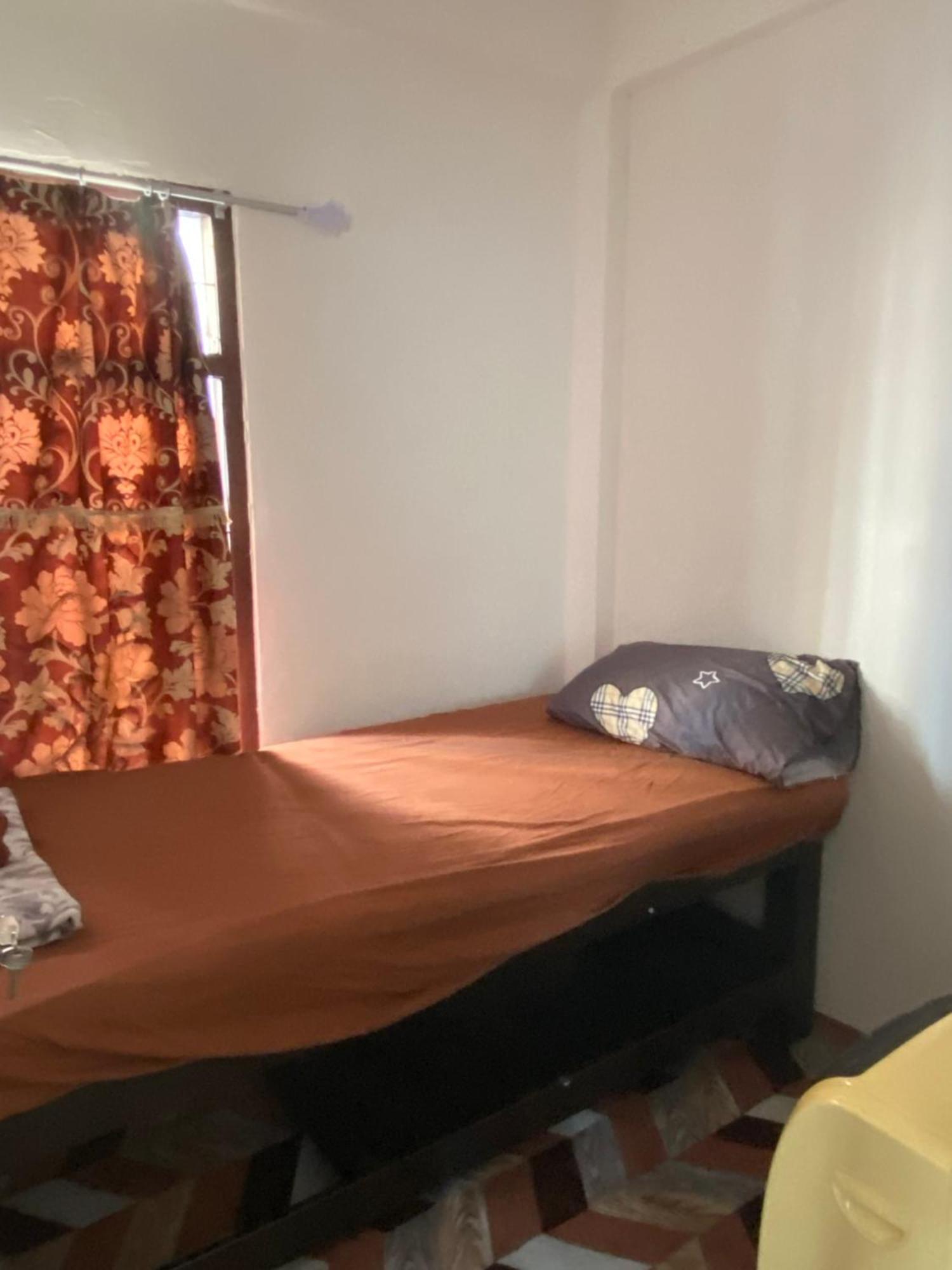 Sleep Break Hostel Sathon Банкок Екстериор снимка