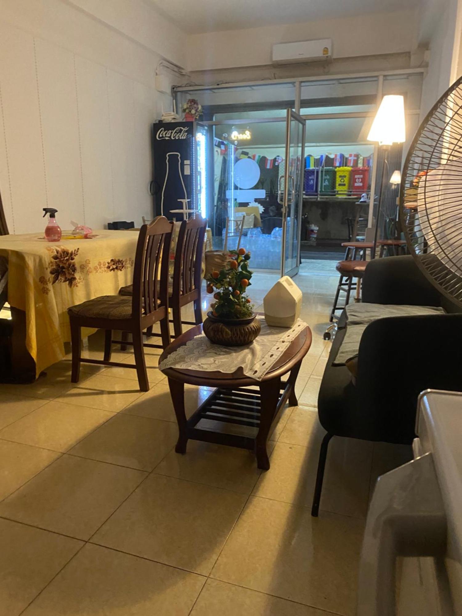 Sleep Break Hostel Sathon Банкок Екстериор снимка