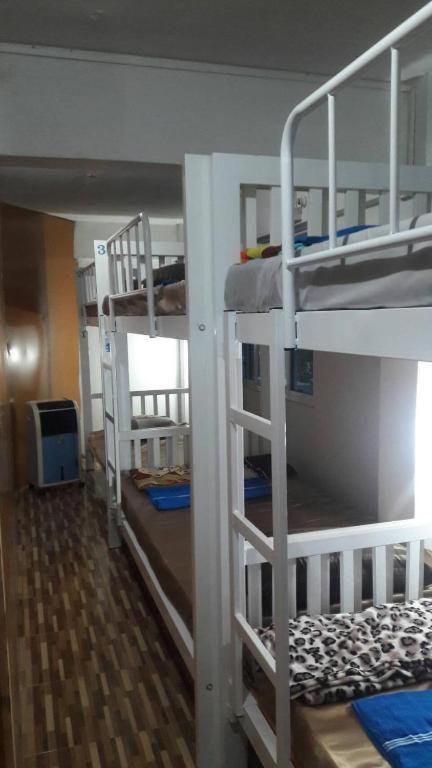 Sleep Break Hostel Sathon Банкок Екстериор снимка
